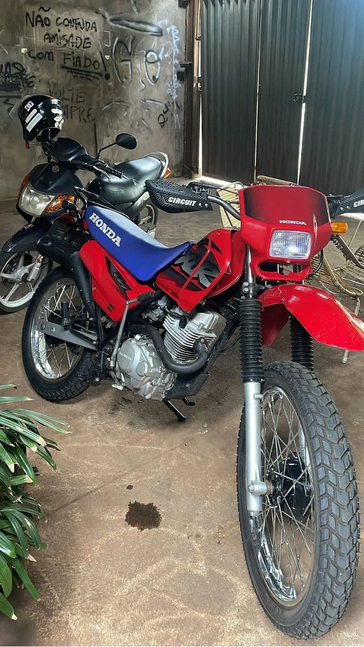 Vendo 8:000 certa 