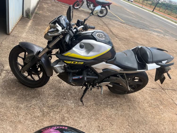 MT03 2017/2018 61.000km