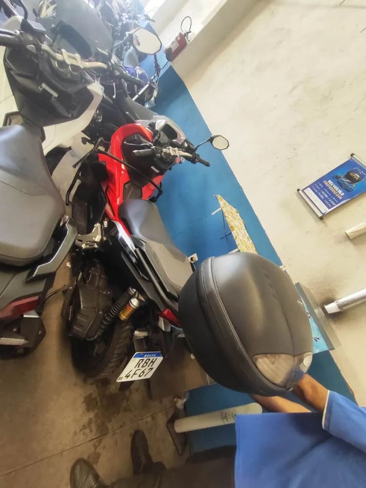 Honda ADV 150 automático 