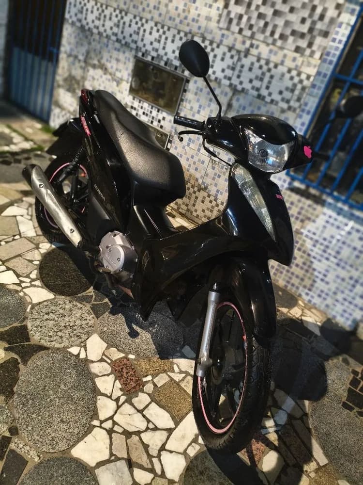 Honda Biz 2014 es
