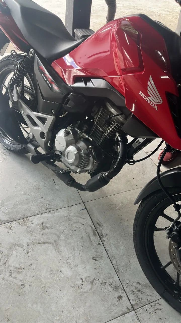 Honda 160 estado de zero só pega e roda 