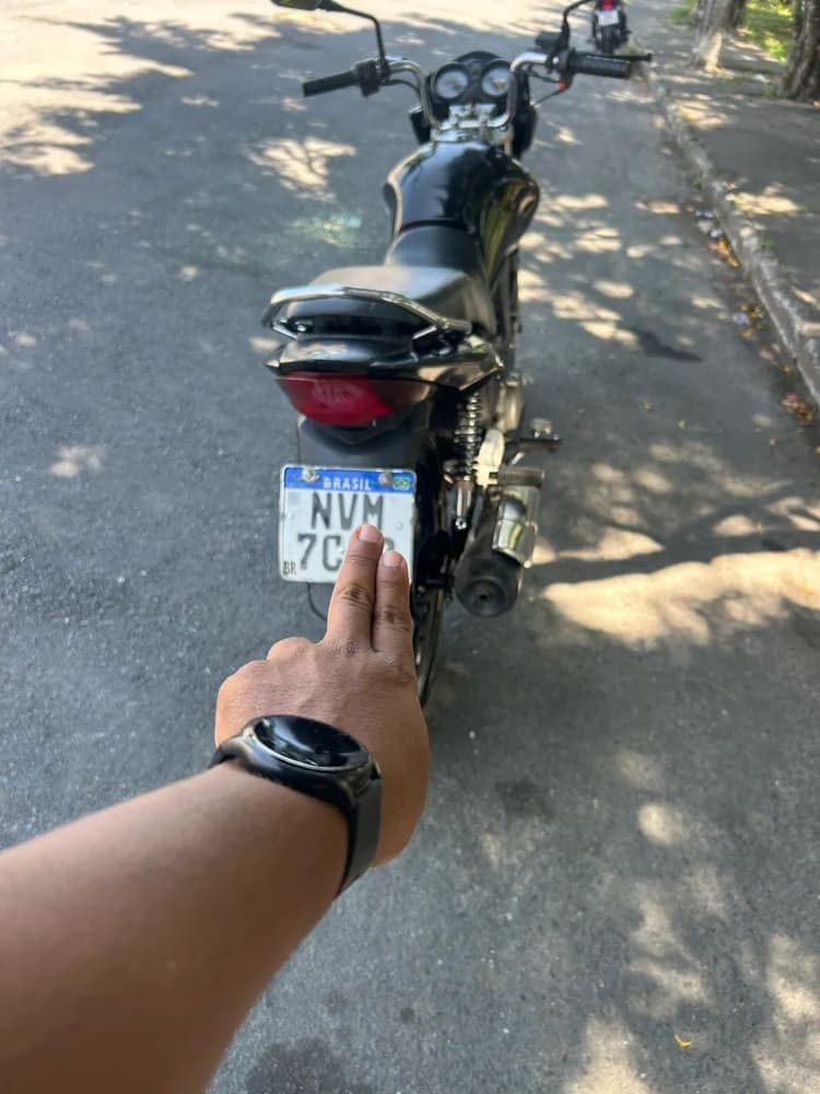 Vendo moto conservada 