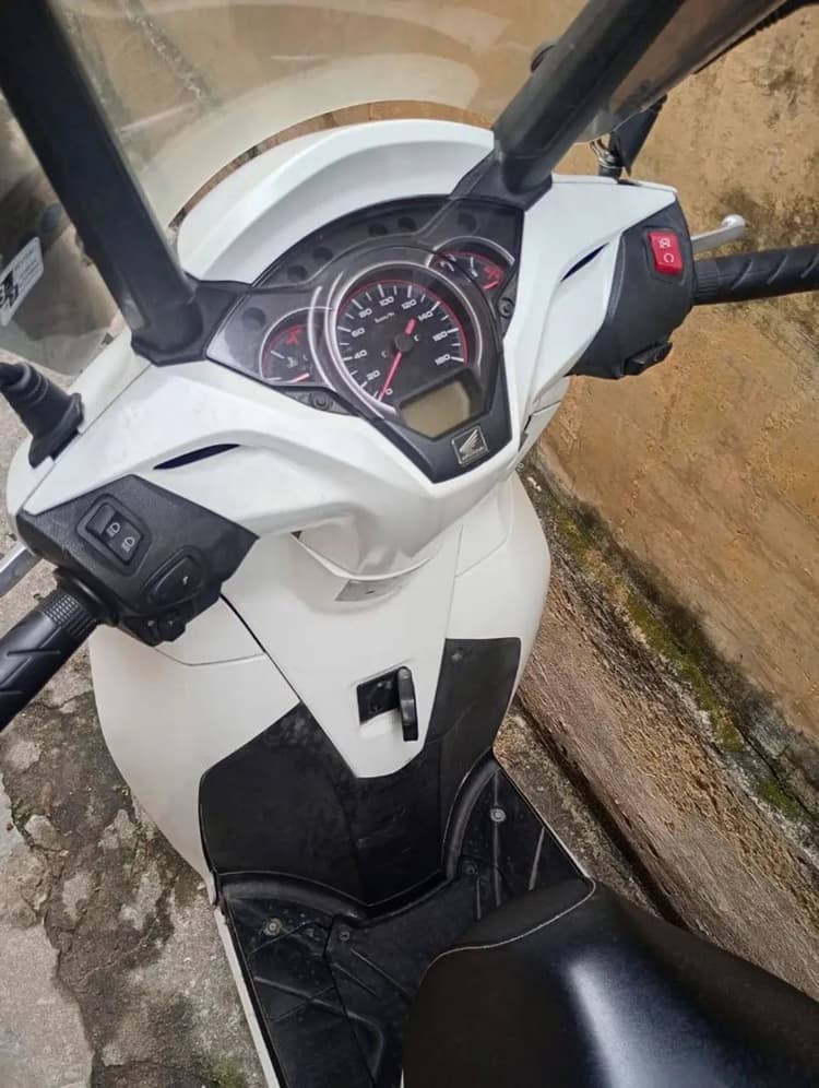 Sh 300i