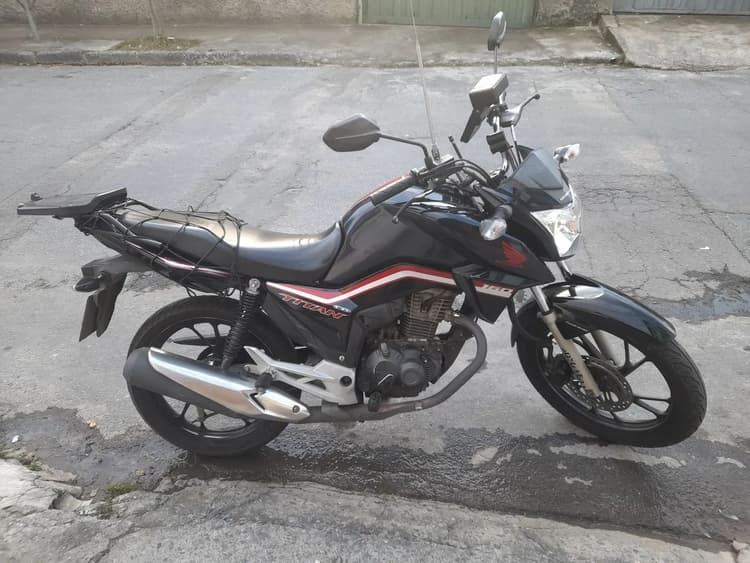 Titan 160 
