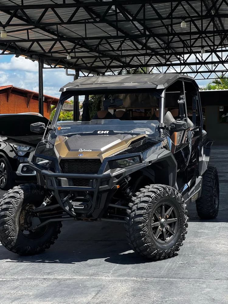 POLARIS GENERAL XP4 2022