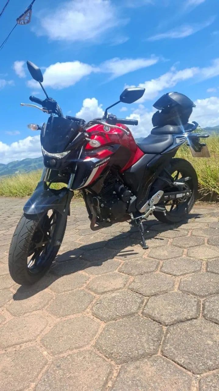 Fz 25