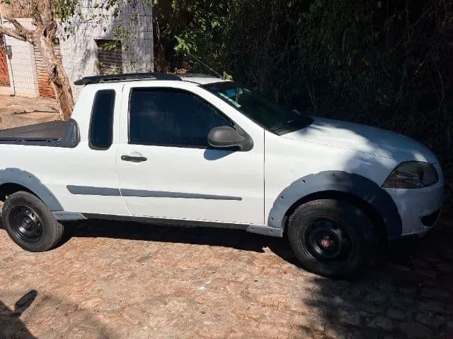 Fiat Strada Working 1.4 MPI Fire Flex 8V CE 2013