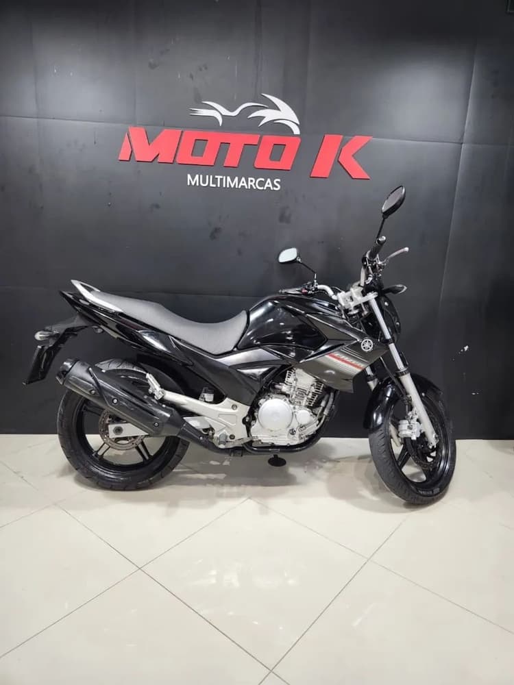 Fazer 250 moto para quem quer trabalhar 