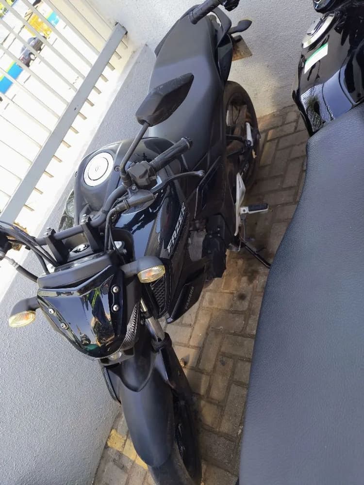 Vendo moto fezer 150 zerada kitada sem multa 