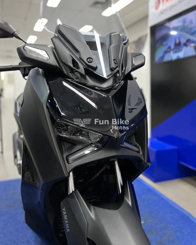XMAX 250cc CONNECTED 2025