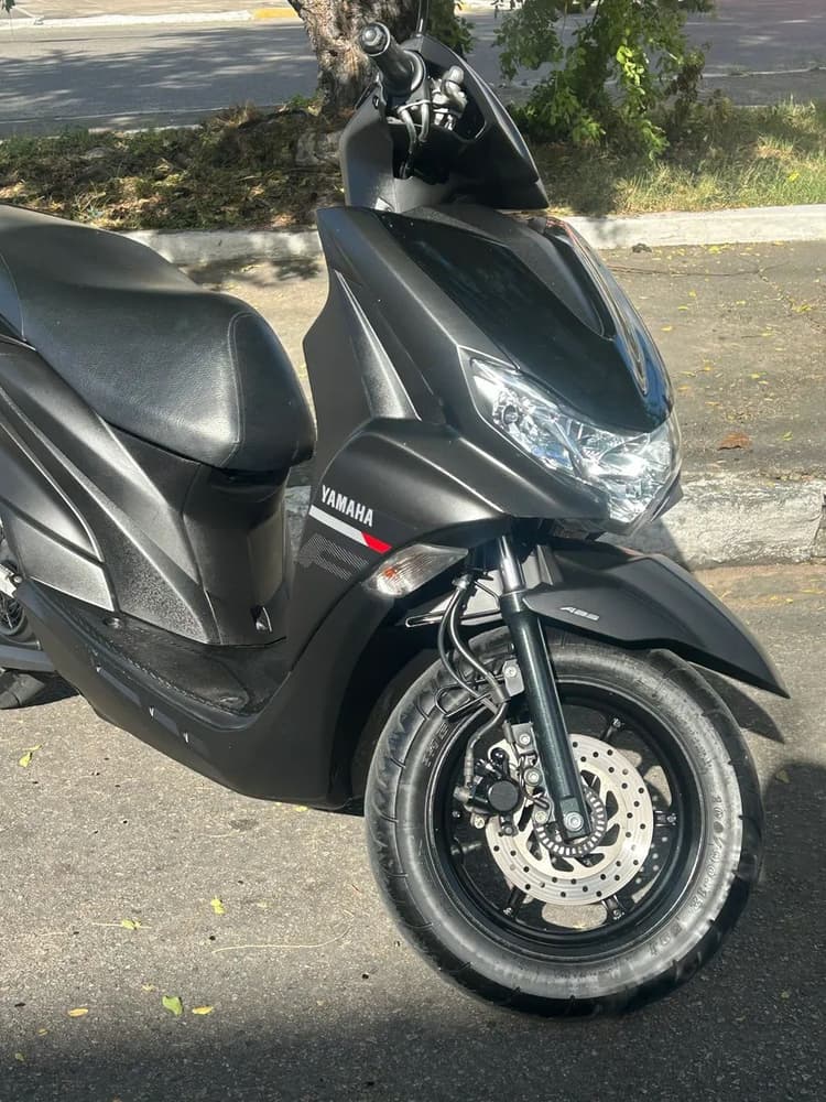 Moto Yamara Fluo 125 ABS