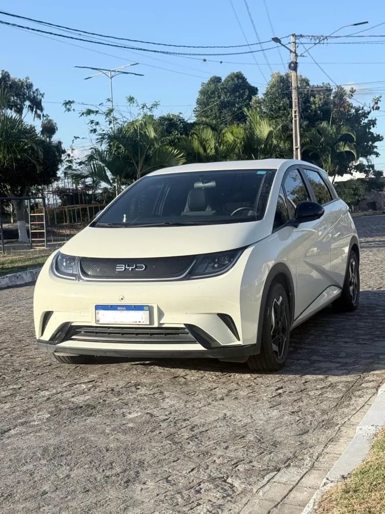 BYD Dolphin EV (Elétrico) 2025