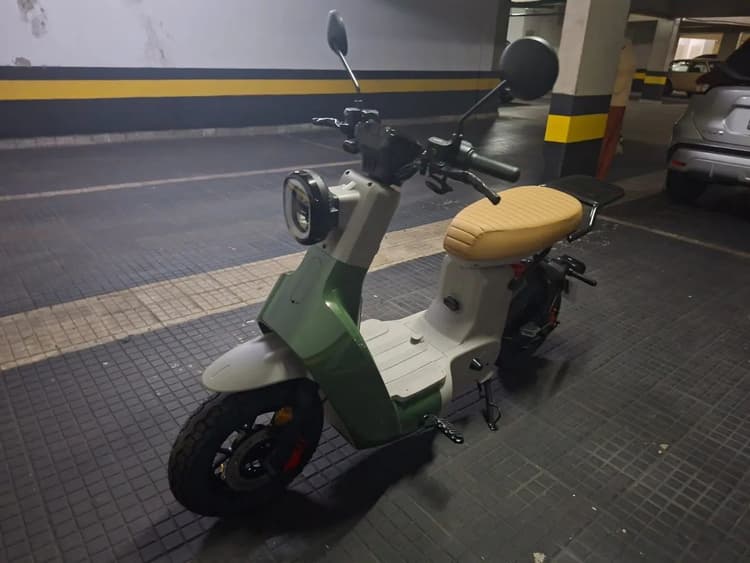 SCOOTER ELETRICA NOVA 
