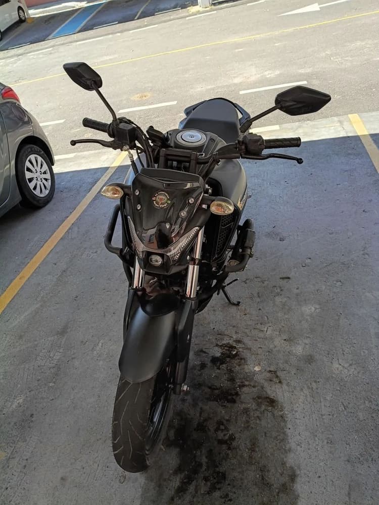 Moto nova e único dono.(92)994815560