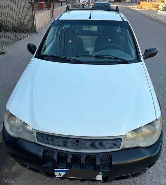 Fiat Strada 1.4 MPI Fire Flex 8V CS 2011