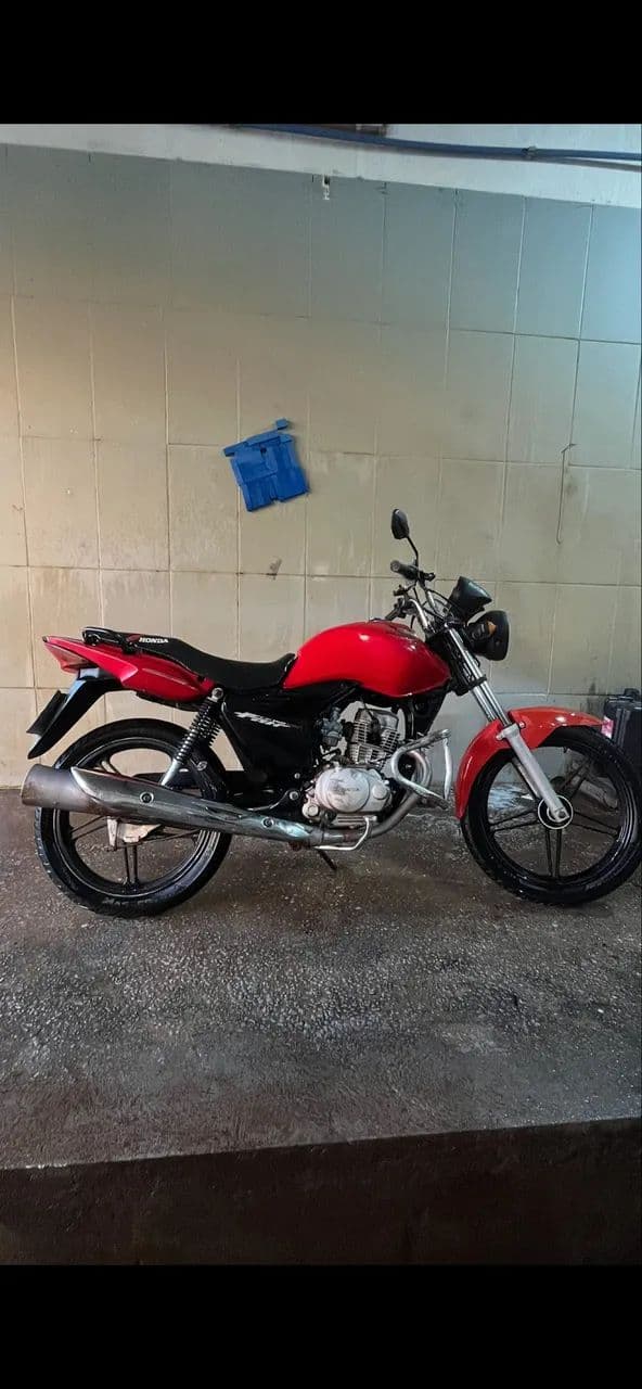 Moto fan 150