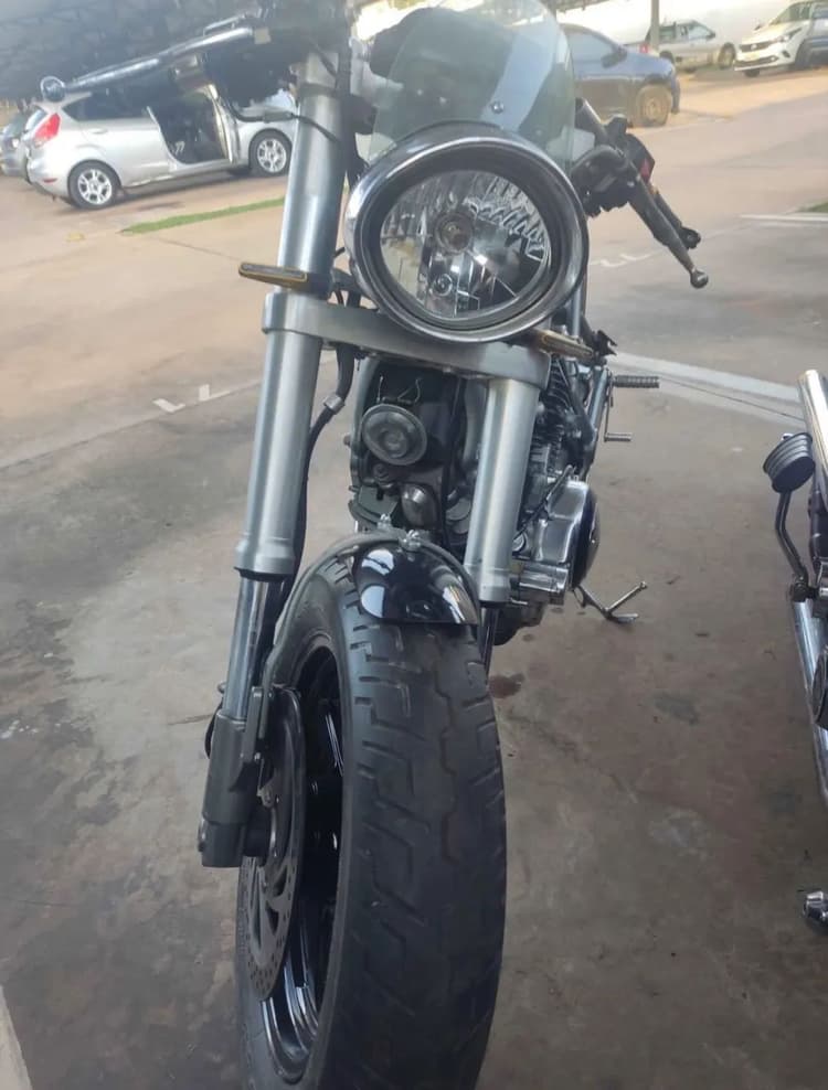 Virago 1100 CAFÉ RACER