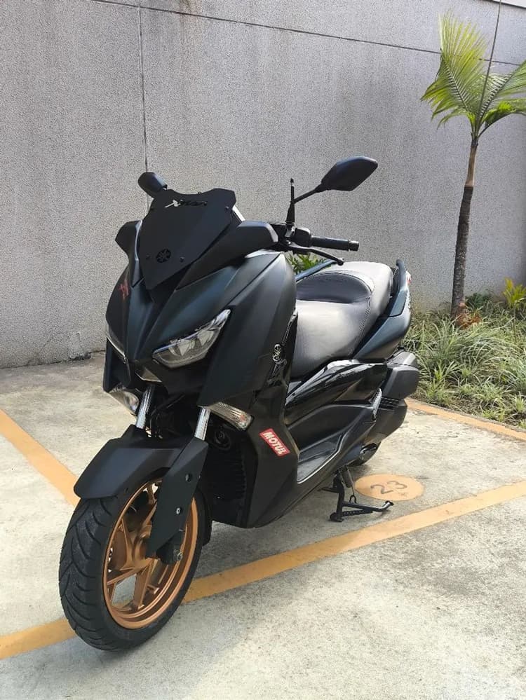Yamaha XMAX 250 