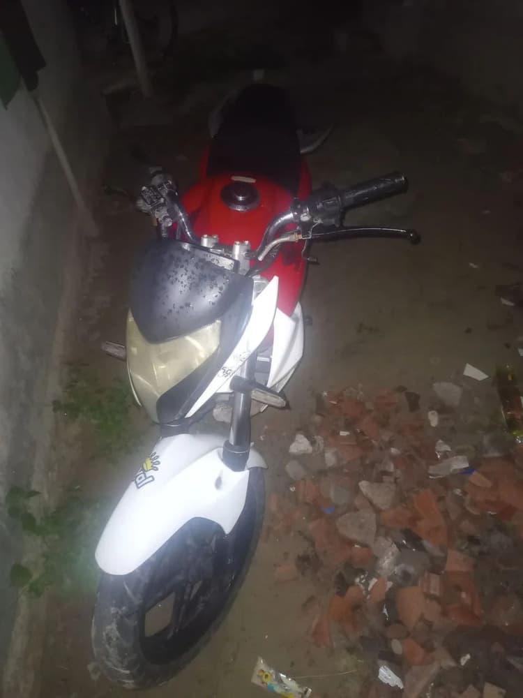 Para vender rápido cb300 vermelh