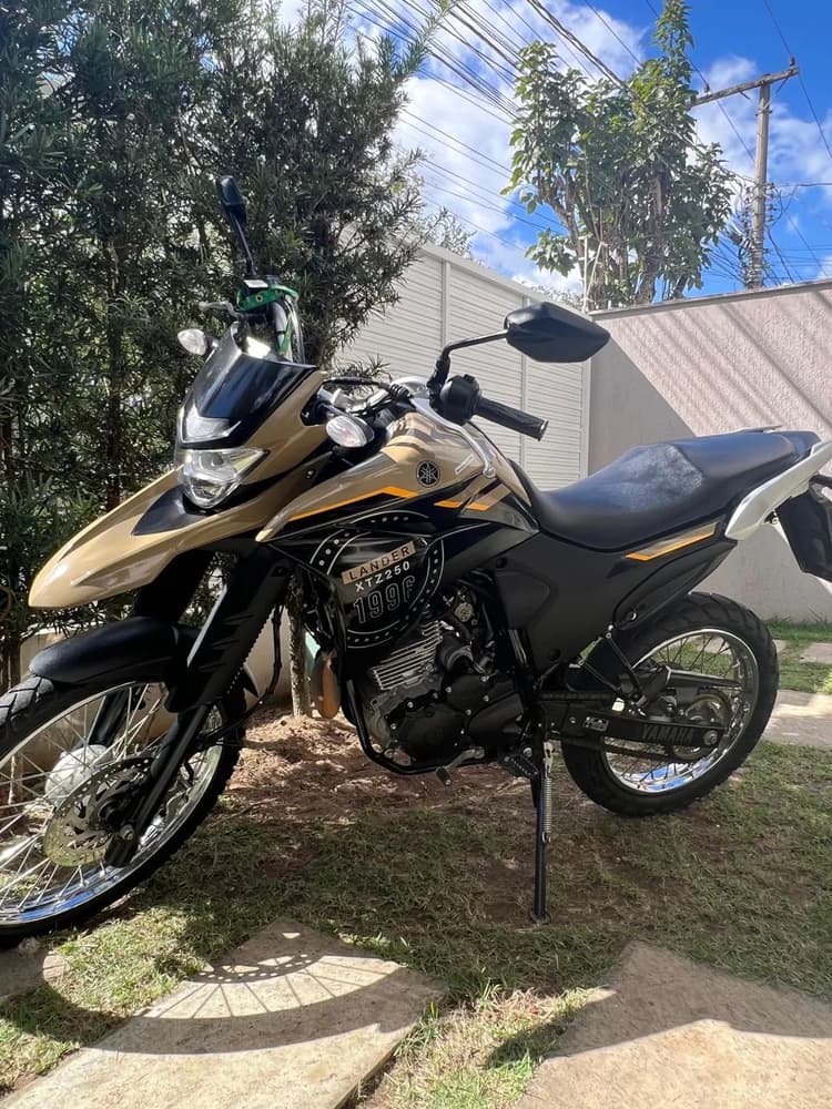 Moto Lander super nova 