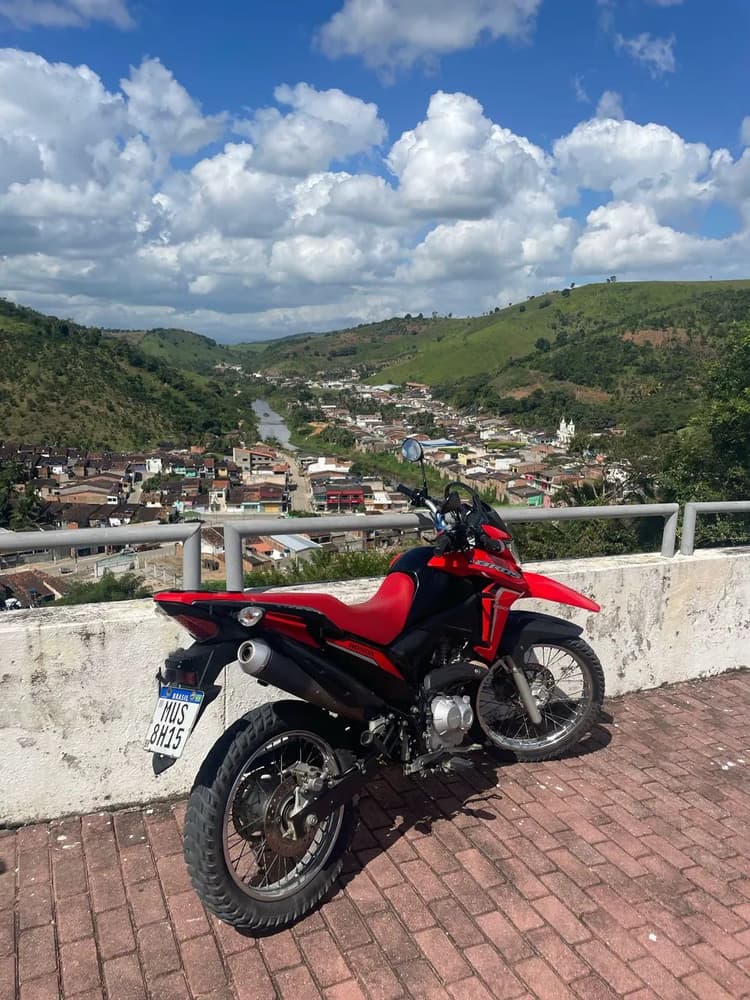 Bros bem novinha preço top 