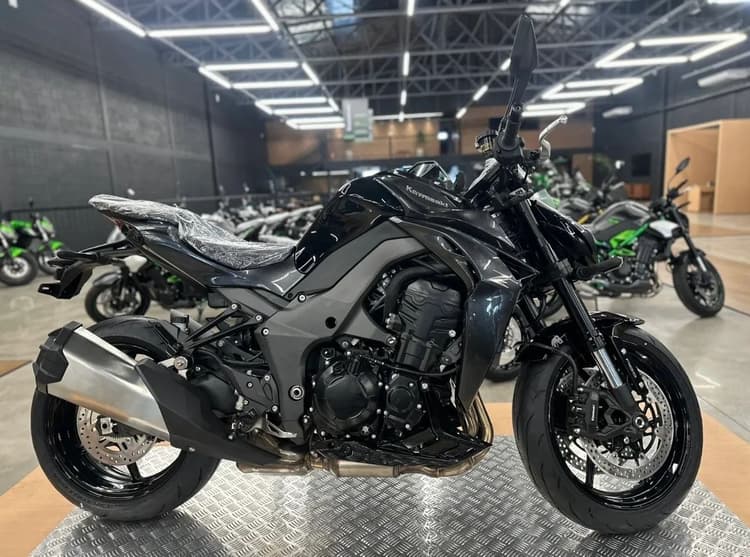 Z1100 