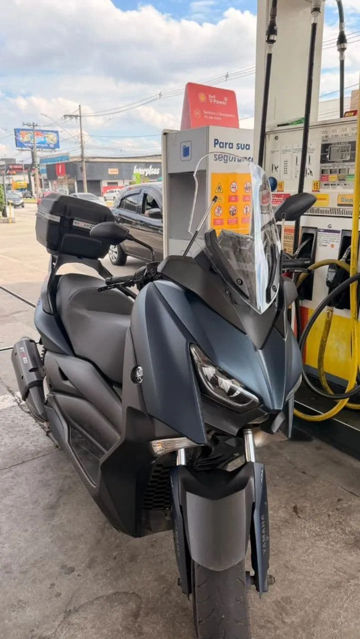 X Max 250