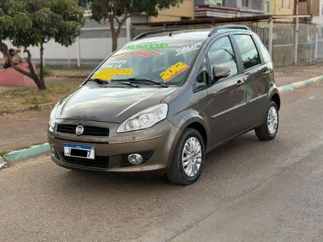 Fiat Idea Attractive 1.4 Fire Flex 8V 5P 2012