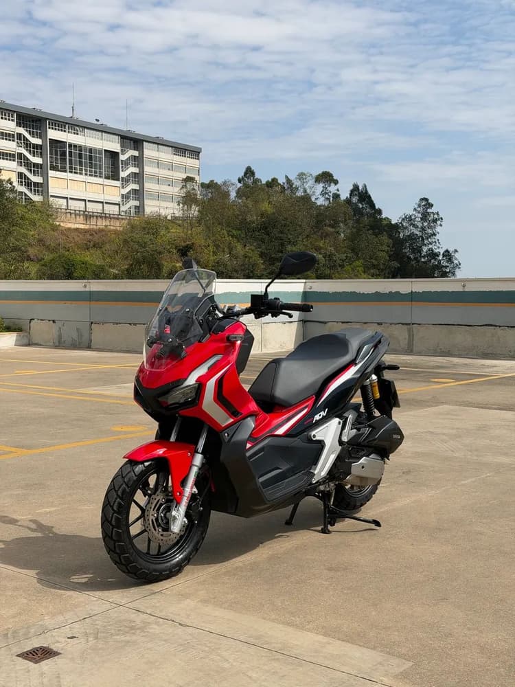 Honda ADV 150  