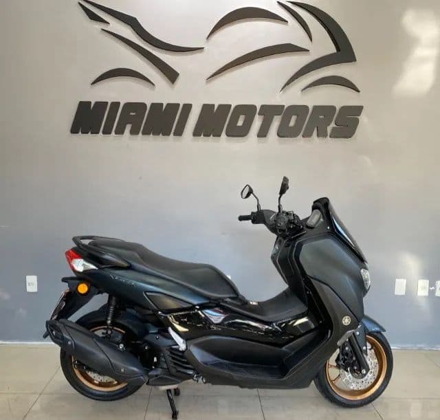 NMAX 160 CONECTED