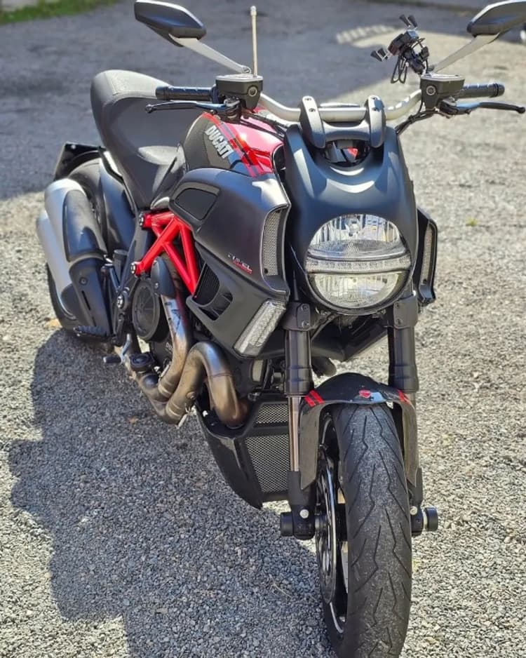 Ducati Diavel 1198 Carbon 2013
