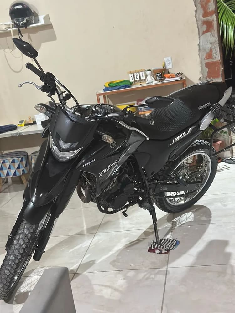 Lander XTZ 250 