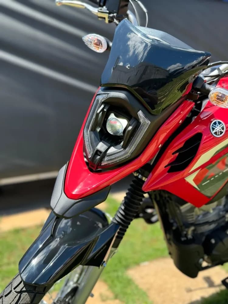 Crosser S
