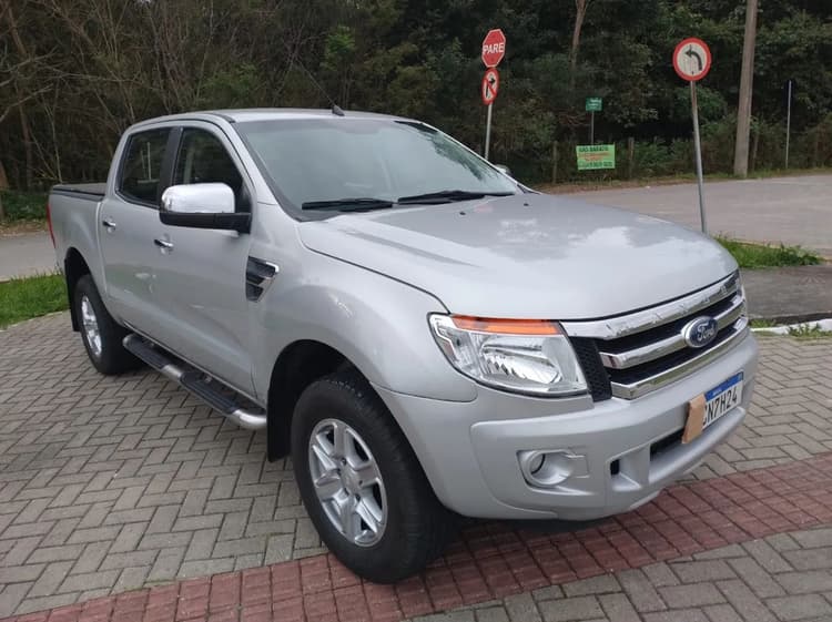 Ford Ranger XLT 2.5 16V 4X2 CD Flex 2015