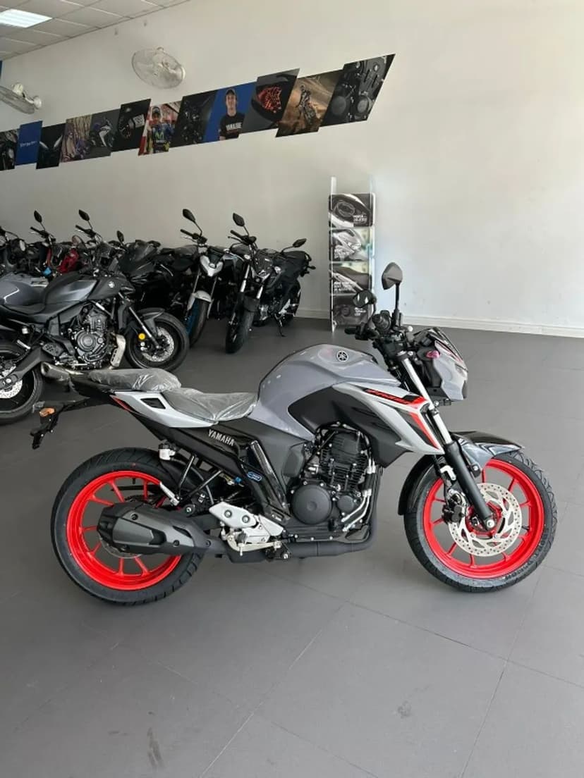  FZ 25 ABS CONNECTED *
