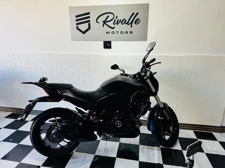 BAJAJ DOMINAR 400 