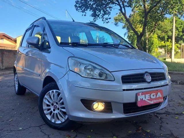 Fiat Idea Attractive 1.4 Fire Flex 8V 5P 2012