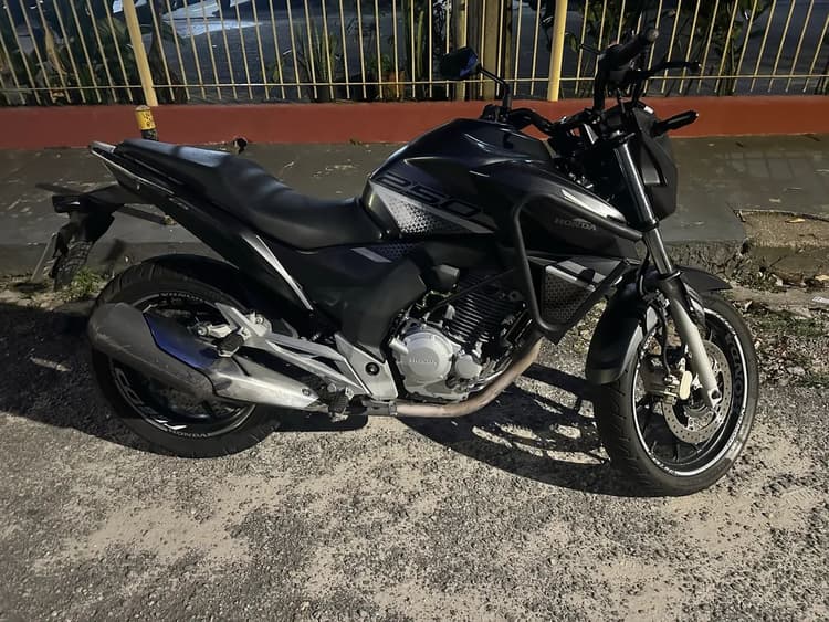 Cb Twister 250 