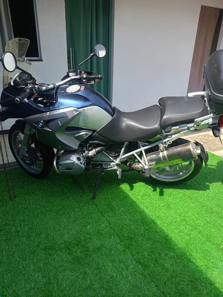GS 1200 