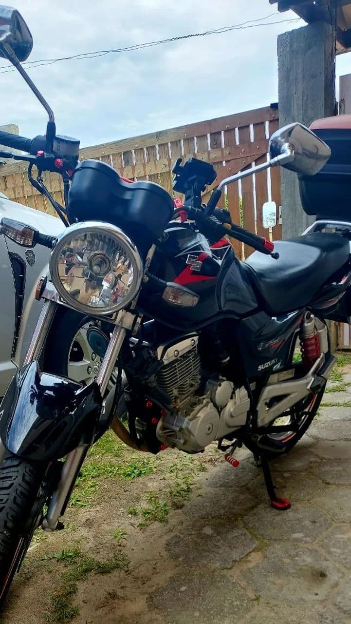 SUZUKI GSR 150i