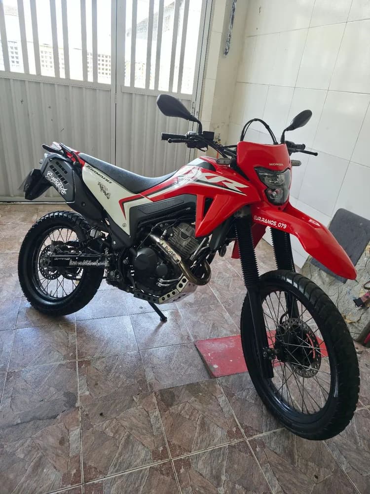 XR TORNADO 300L 
