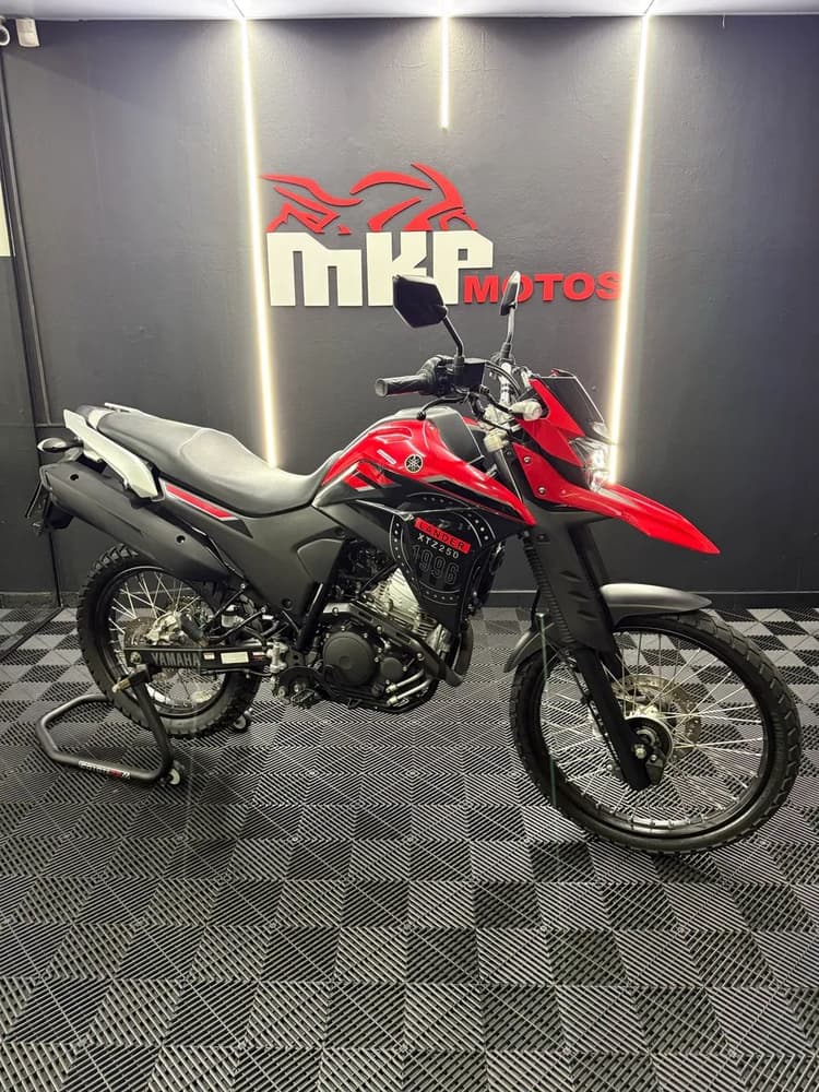 Yamaha Lander 250 