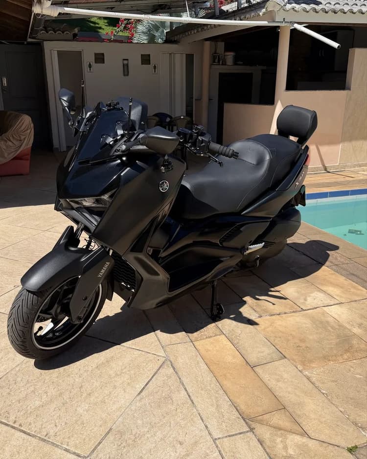 Yamaha XMAX 250 Connected ABS 
