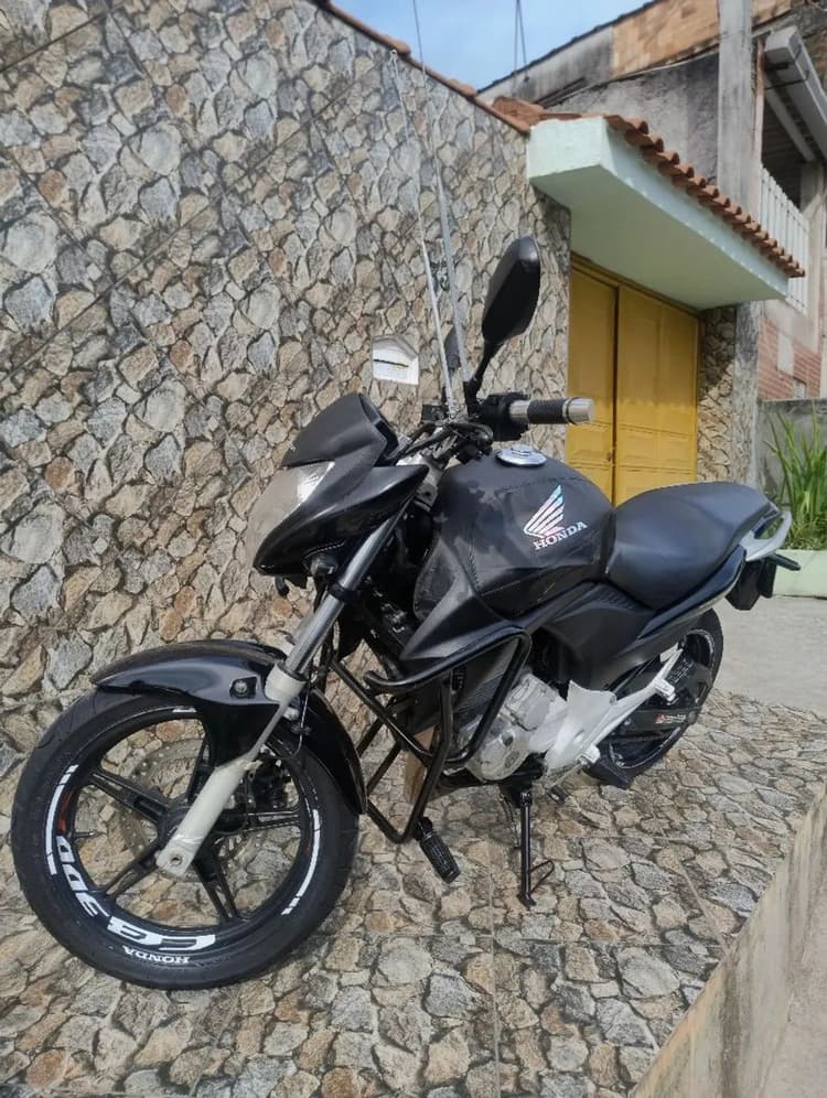 CB 300r Top de Linha