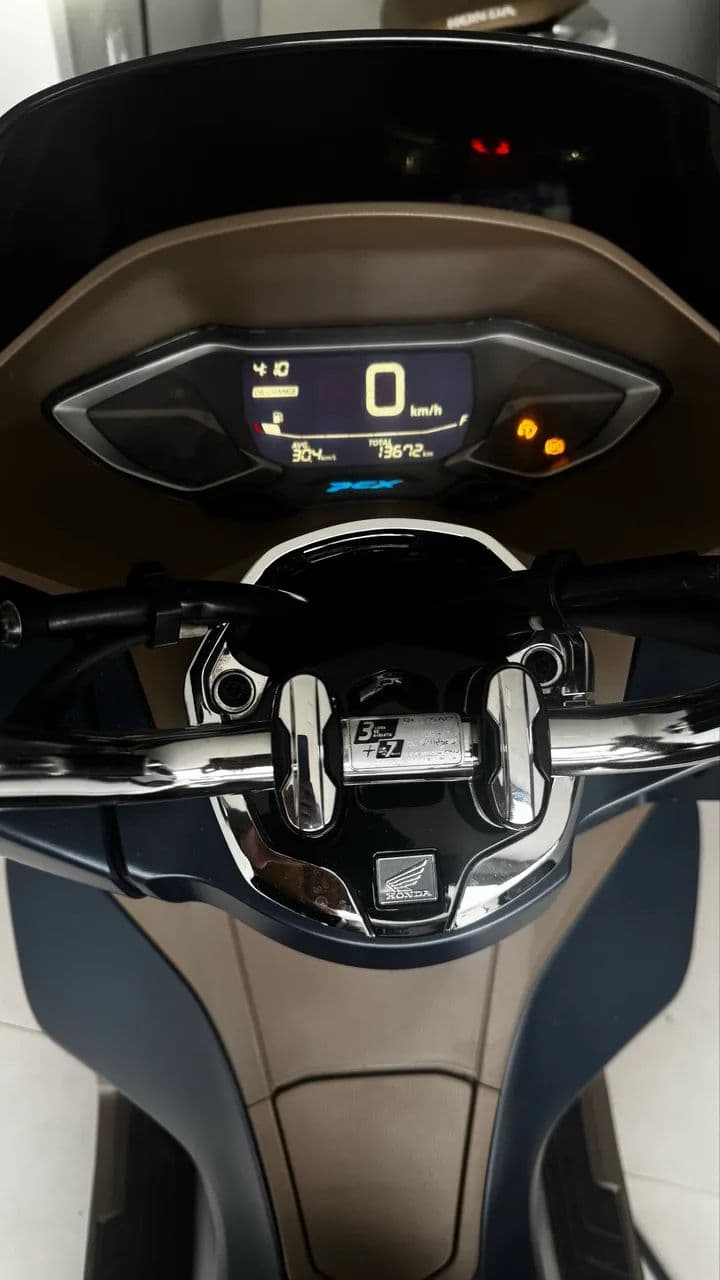 Pcx dlx 13400km 