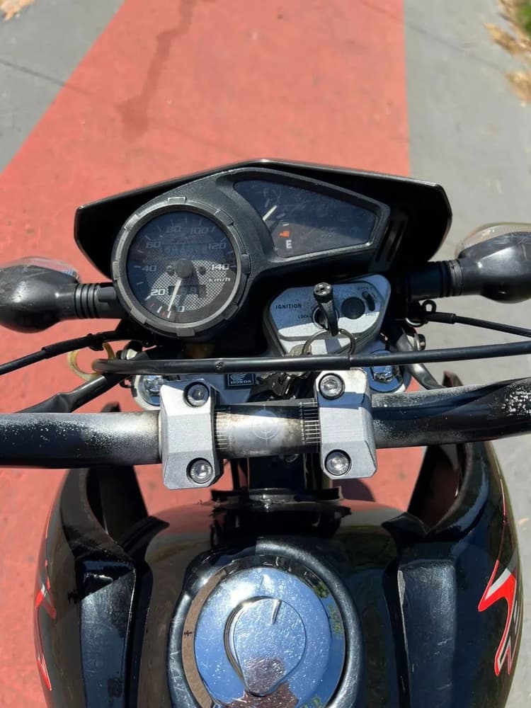Vende bros 150