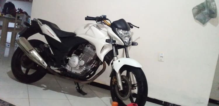 Moto vale a pena conferir.