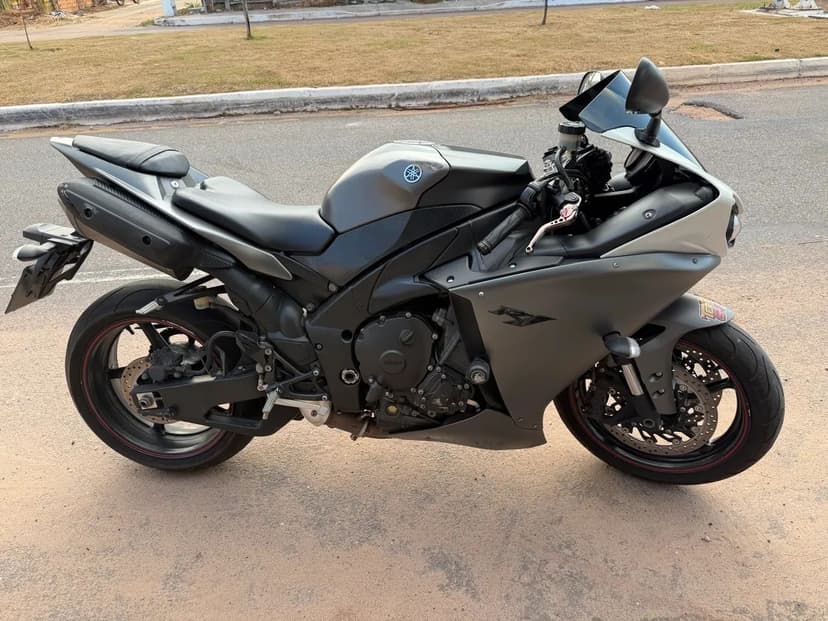 Moto bem conservada 