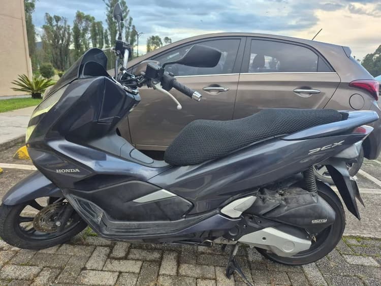 Vendo PCX único dono 