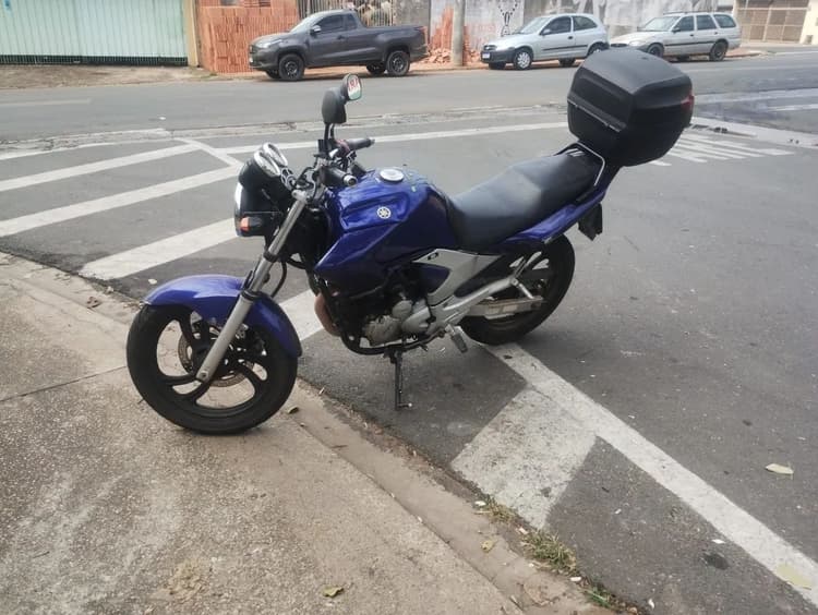 Fazer 250